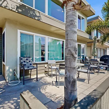 Surf N Sand 1 & 2 Newport Beach Room photo